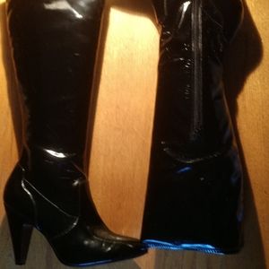 #27 Price Reducedx2  WET LOOK Jessica Simpson TALL Boots NWOT?